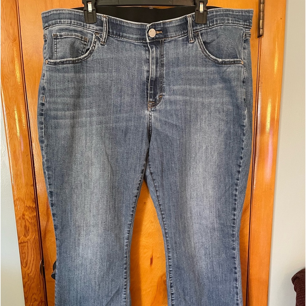 EVRI bootcut jeans from Kohls